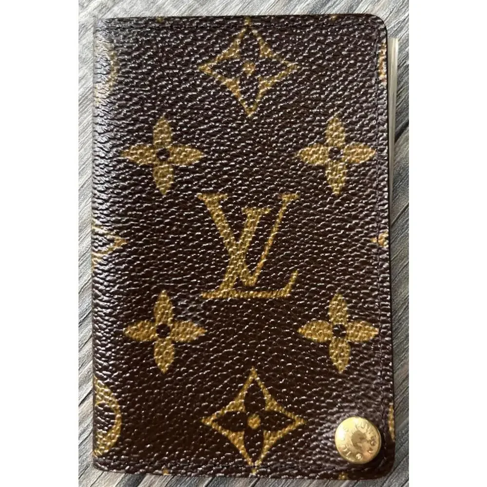 LOUIS VUITTON Monogram Canvas Card Holder
